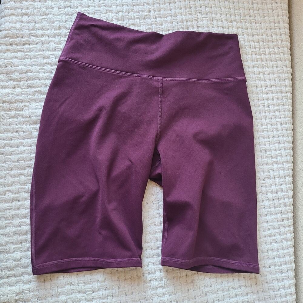 Fabletics Women's Purple High-Waisted Shorts Size M